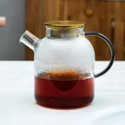 HOMLA Dzbanek Kubbe Ze Zlotym Wieczkiem 1,8 L Outlet