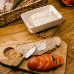HOMLA Maselniczka Mooka Porcelanowa Z Nozykiem I Akacjowa Pokrywka Biala 11X16 Cm Bialy Sale