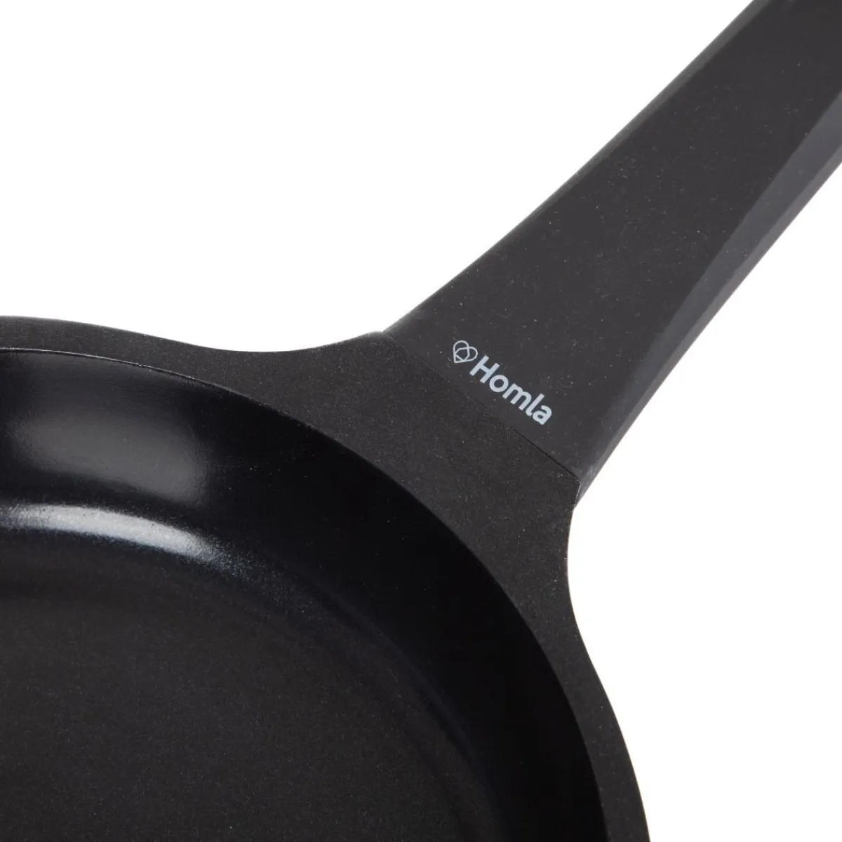 HOMLA Patelnia Tristan Z Powloka Ceramiczna Ilag Czarna 24 Cm Hot
