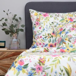 HOMLA Pościel Floral Z Mikrofibry W Kolorowe Kwiatki 140X200 Cm + 1*70X80 Cm Hot