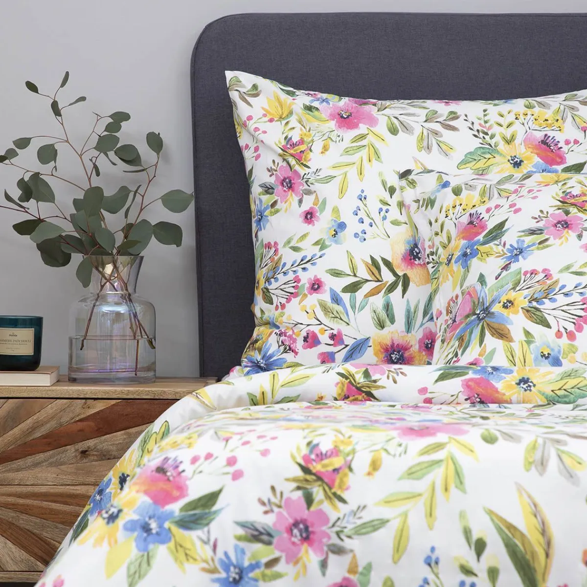 HOMLA Pościel Floral Z Mikrofibry W Kolorowe Kwiatki 160X200 Cm Wielokolorowy Sale