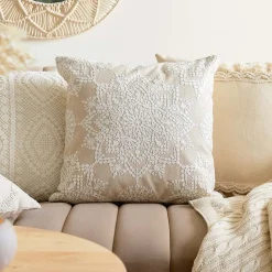 HOMLA Poszewka Anga W Haftowany Wzor 45X45 Cm Outlet