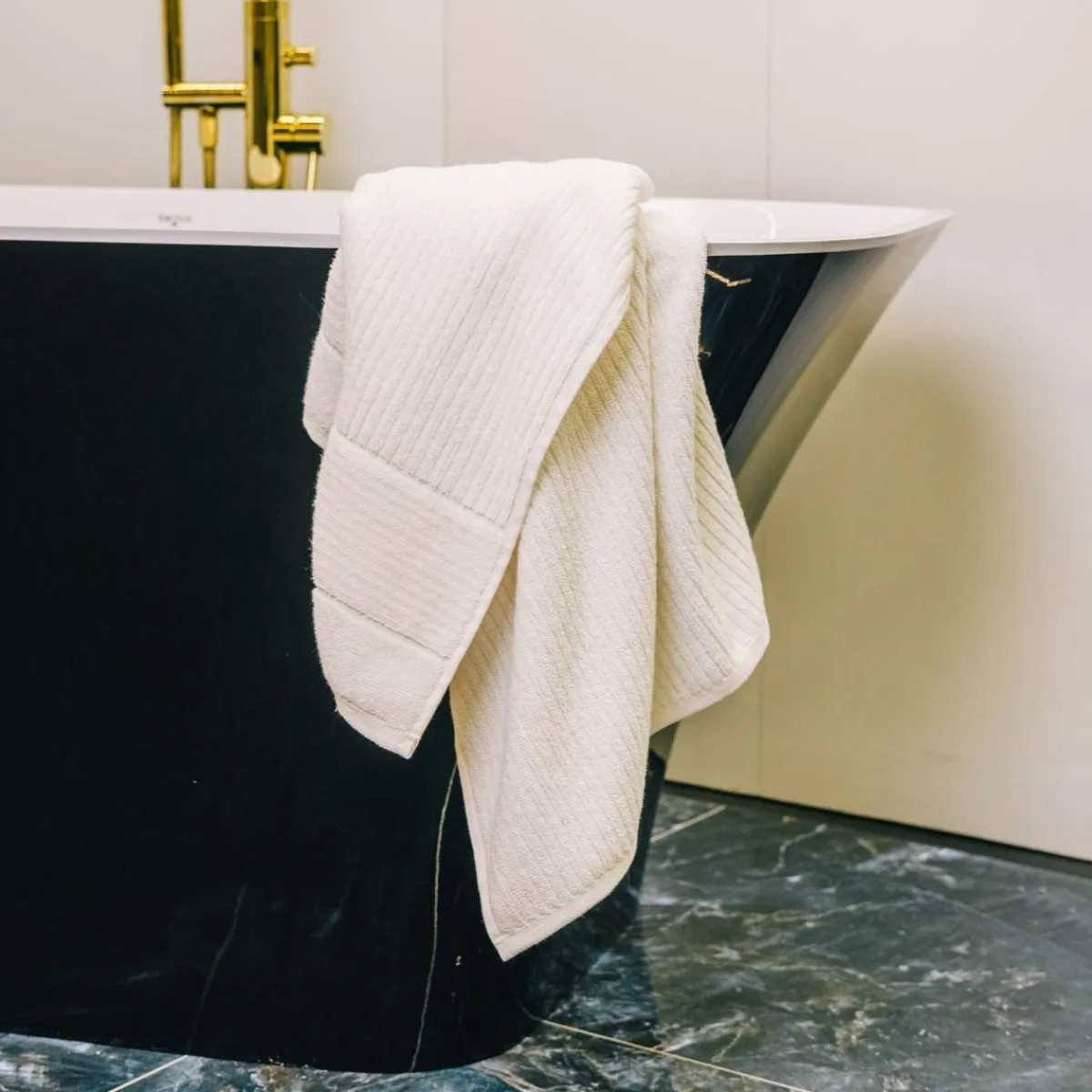 HOMLA Ręcznik Naltio W Paski 70X130 Cm Ecru Discount